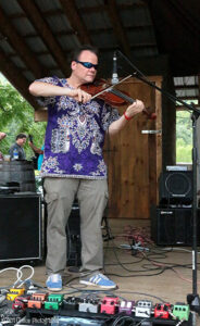 Eric Ortner performs on Fiddle